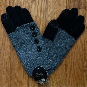 Pretty Persuasions gloves.